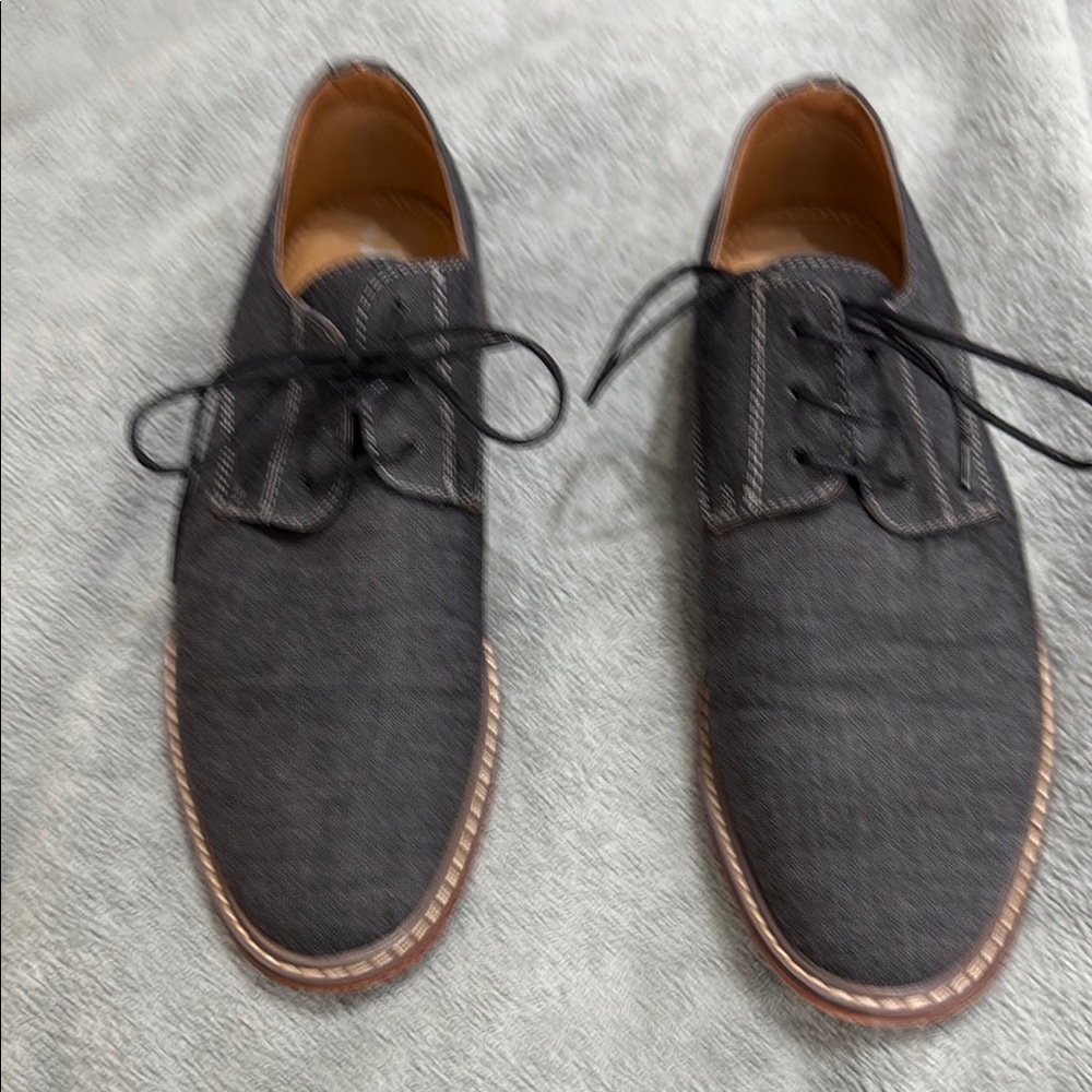 J 75 JUMP LUXURY SIZE 8.5 Men's Black Lace-Up Shoes:  LOOKS BRAND NEW